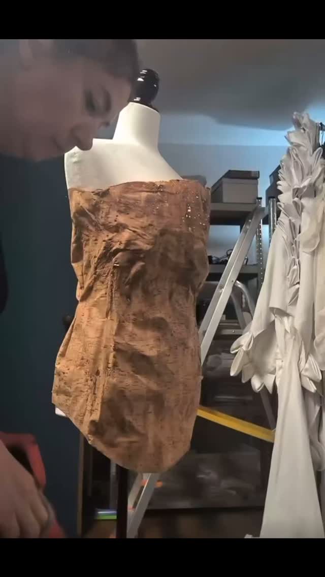 Bridal contrasts — burnt earth and plastic gleam